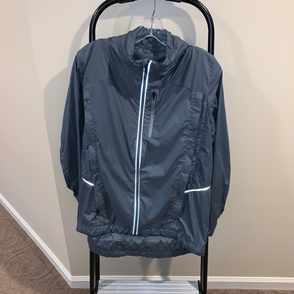 lightweight lululemon full zip jacket